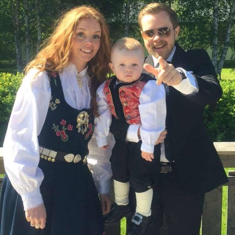 17. mai — det minste barnebarnet i bunad 🥰
